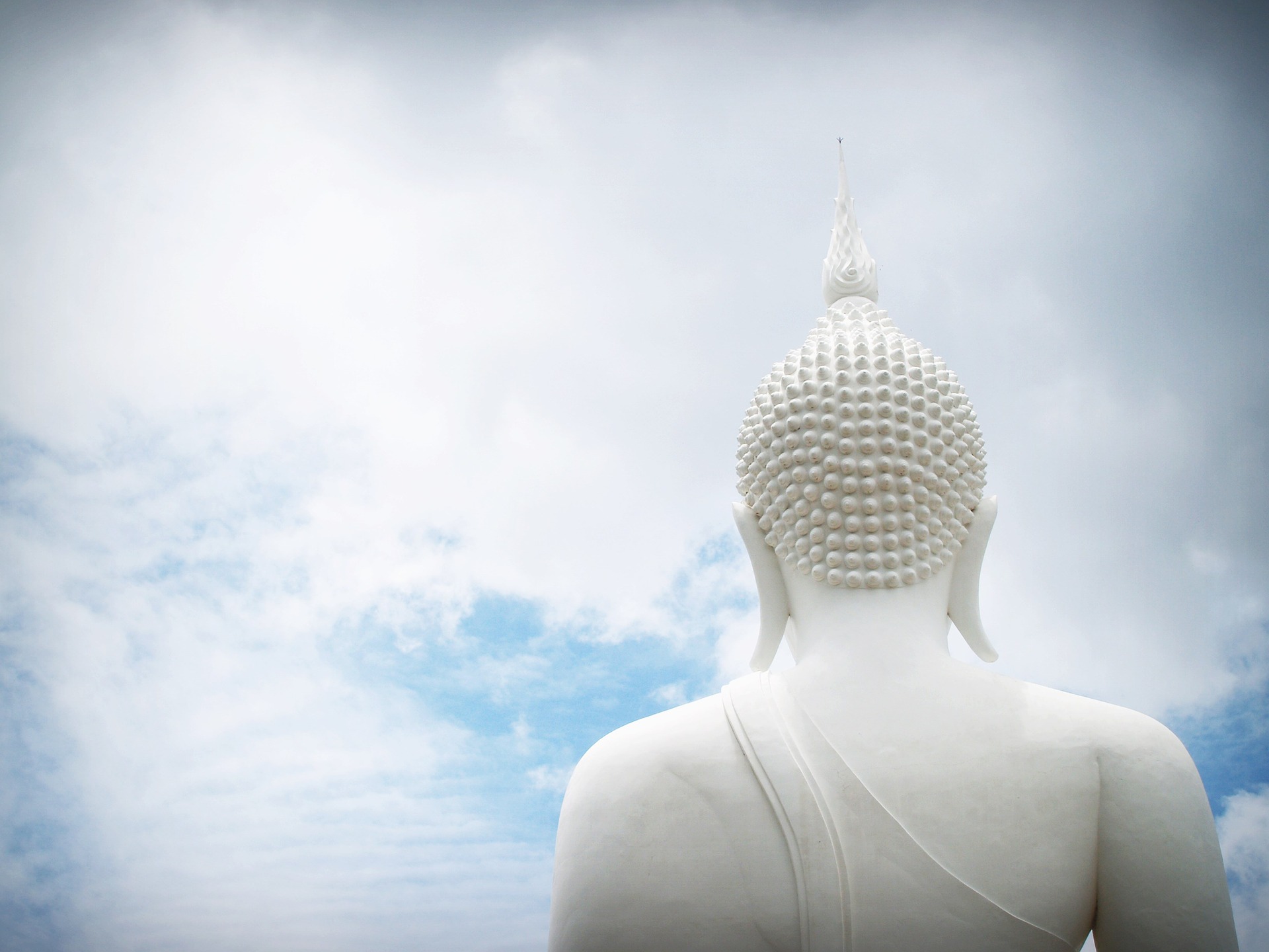 buddha-1550588_1920.jpg